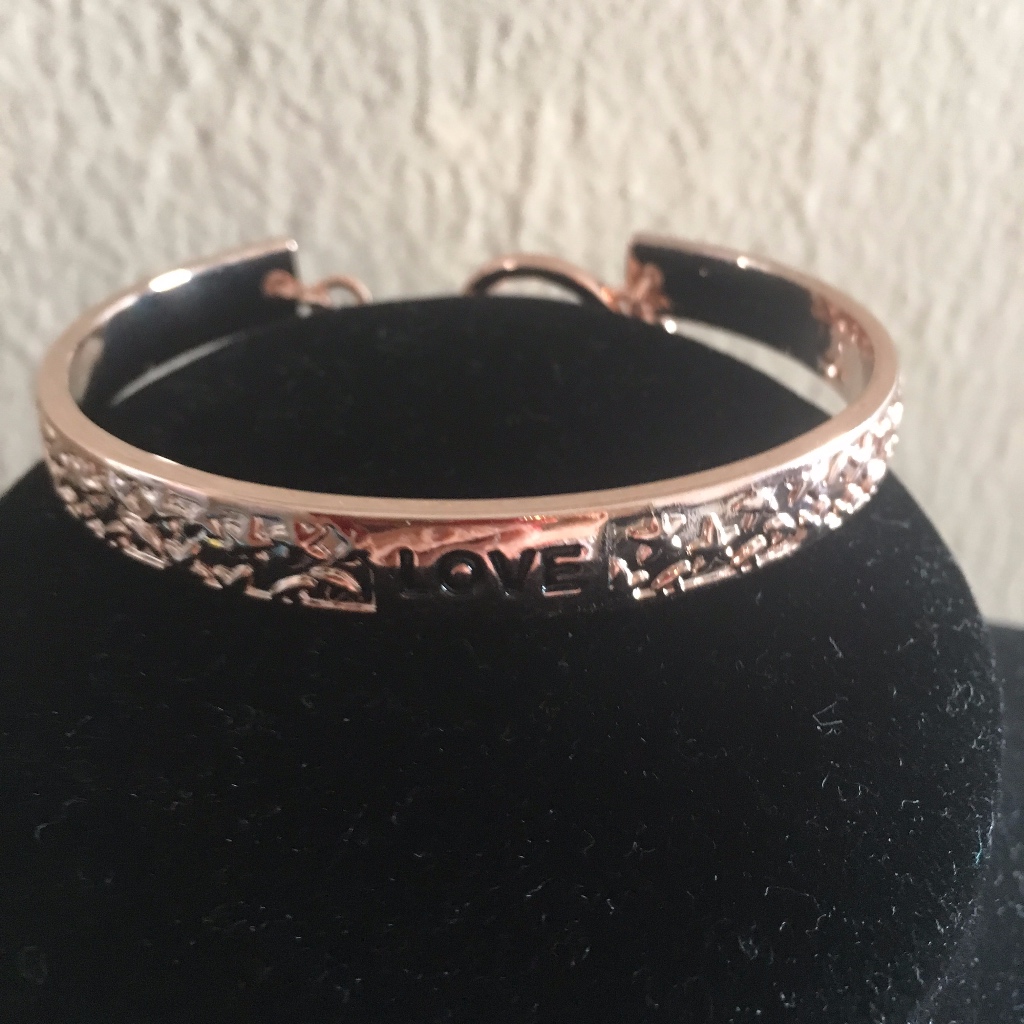 Bcbg Embossed Love Bangle Rose Gold 27$